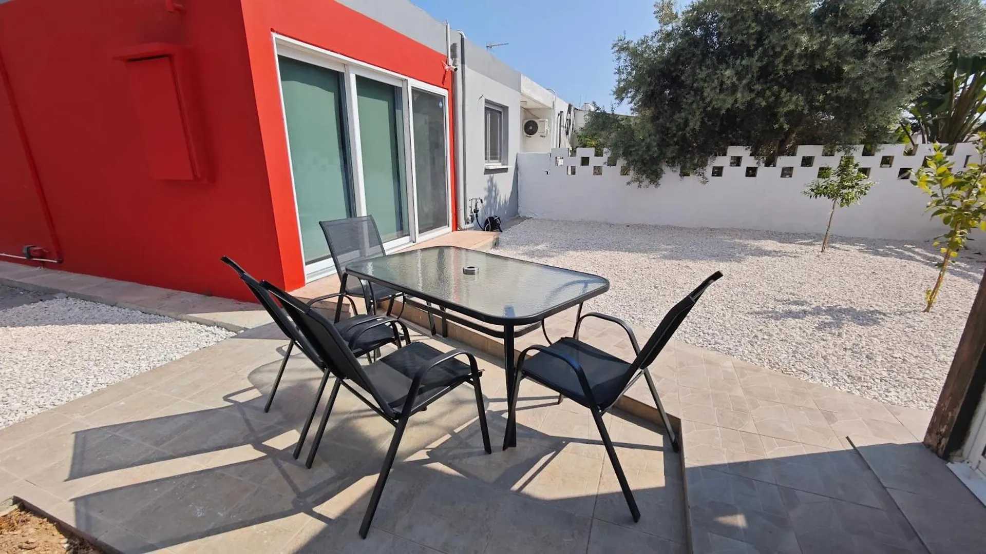 Kamares Larnaca Modern 1 Bedroom House キプロス